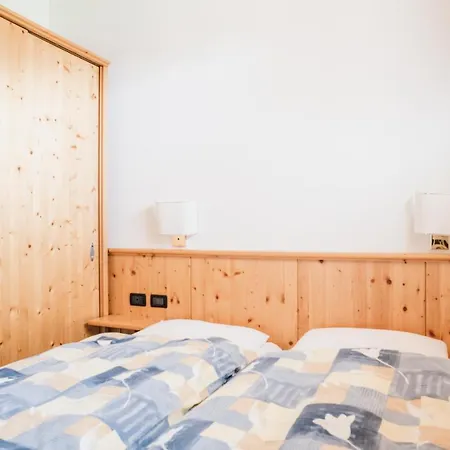 Dolomia Aparthotel *